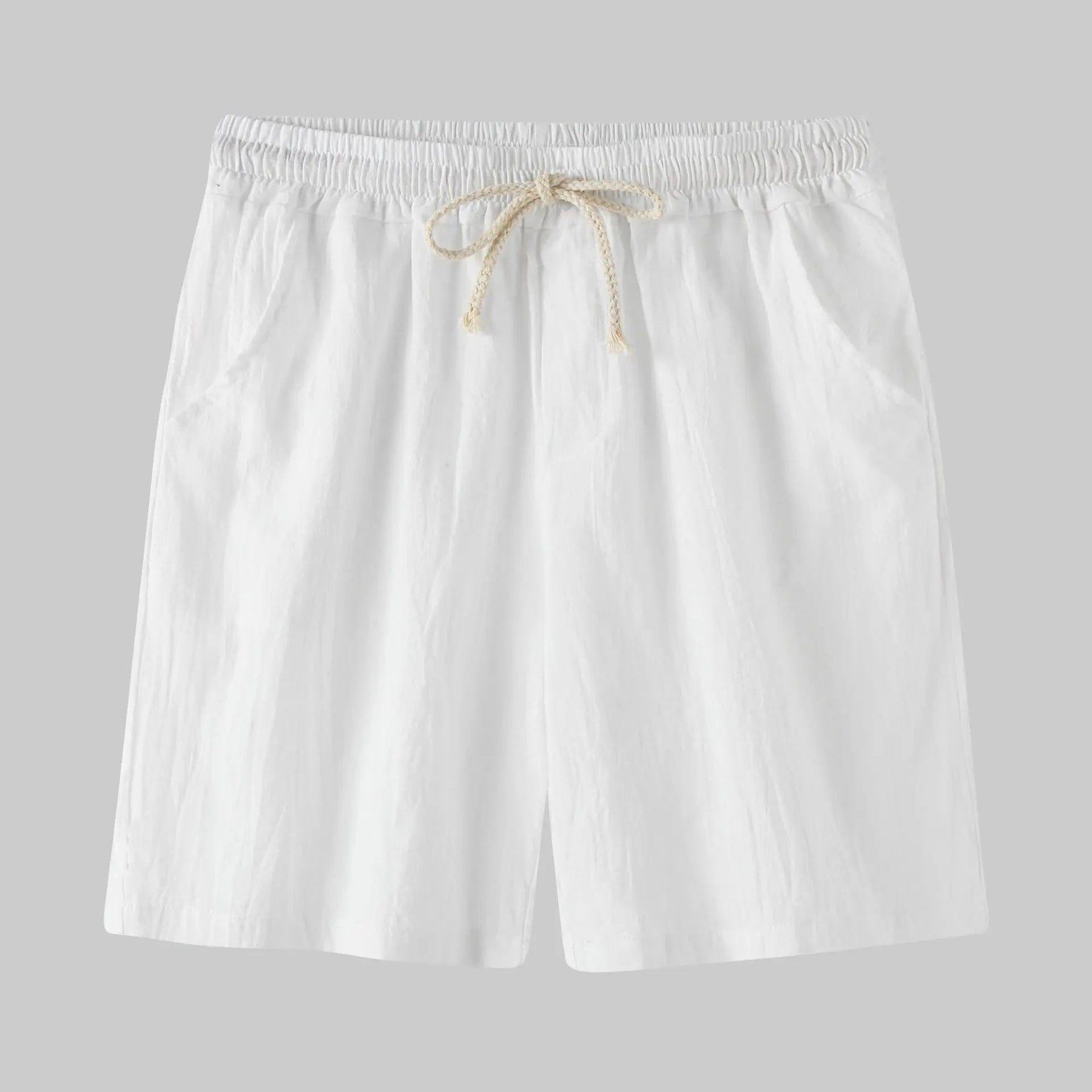 Bermuda de Linho Masculina Romenzi RZ501 feita em linho de alta qualidade, leve e respirável, com caimento clássico e elegante para estilo sofisticado.