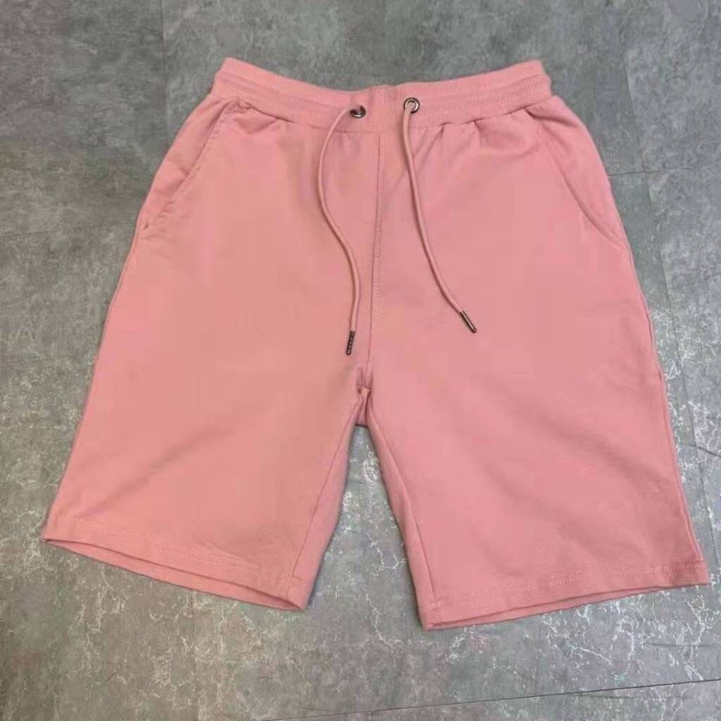 Bermuda Masculina Cotton Romenzi RZ522 feita em algodão premium, leve e ventilada, com caimento moderno que une conforto, praticidade e sofisticação.