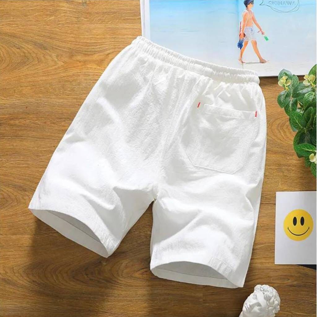 Bermuda Masculina Maldivas Romenzi RZ527 feita em algodão e poliéster premium, leve e ventilada, com caimento moderno que une conforto e estilo versátil.