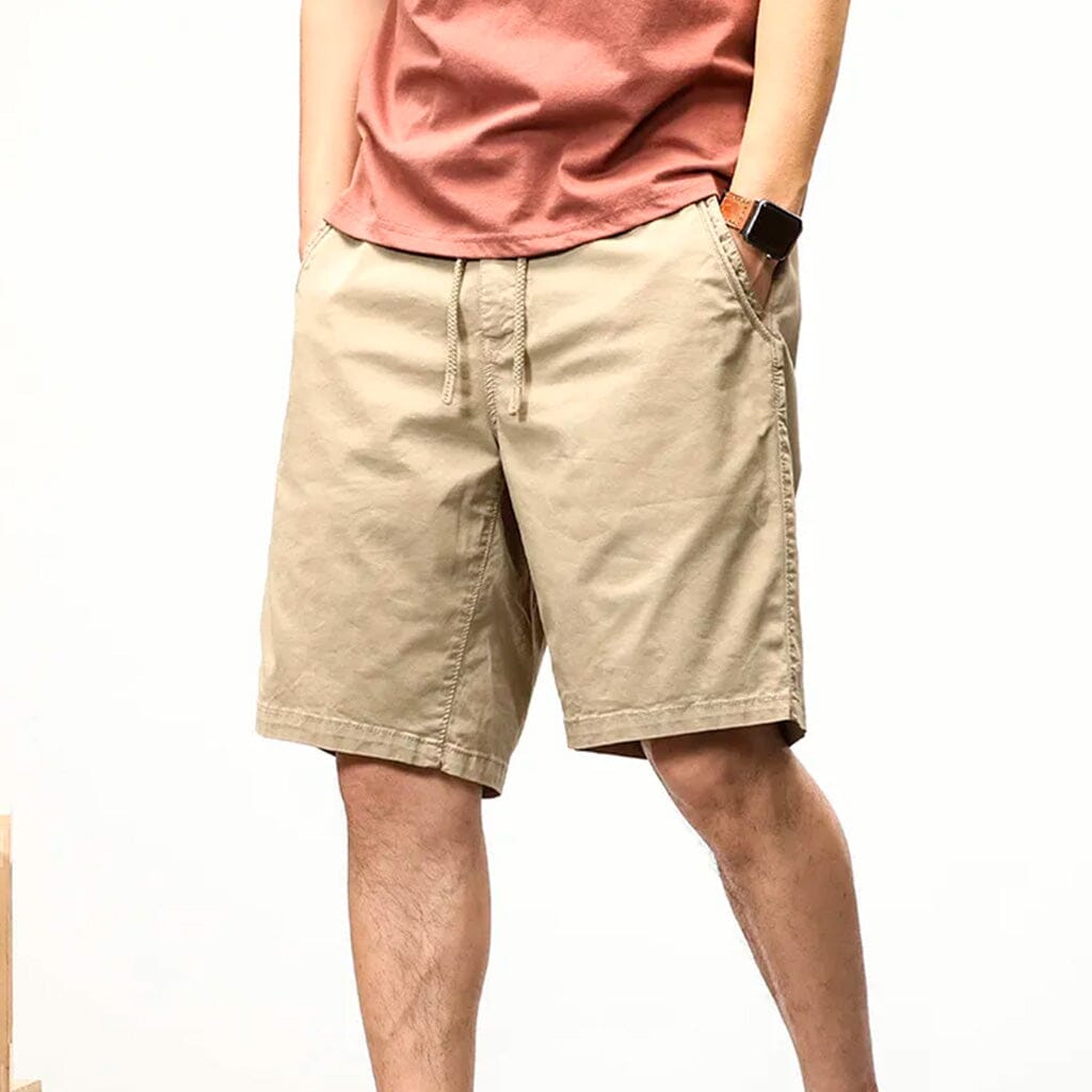 Bermuda Masculina Street Romenzi RZ514 feita em sarja premium, caimento ajustado e design moderno que une conforto, durabilidade e estilo versátil.
