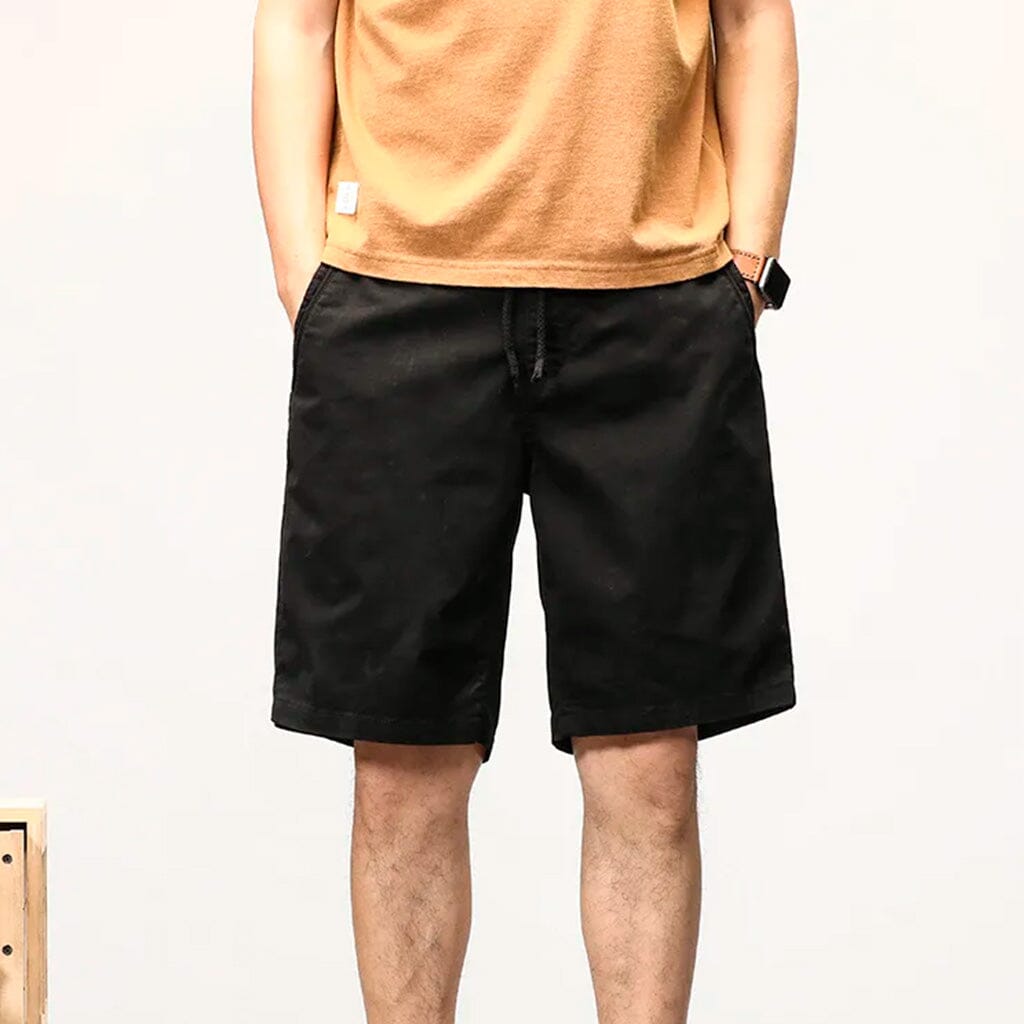 Bermuda Masculina Street Romenzi RZ514 feita em sarja premium, caimento ajustado e design moderno que une conforto, durabilidade e estilo versátil.