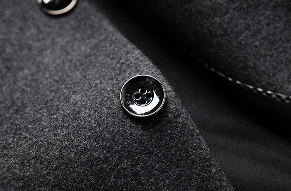 Blazer Masculino Slim Herrera Romenzi RZ061, com design slim fit, moderno e confortável. Disponível em materiais de alta qualidade.