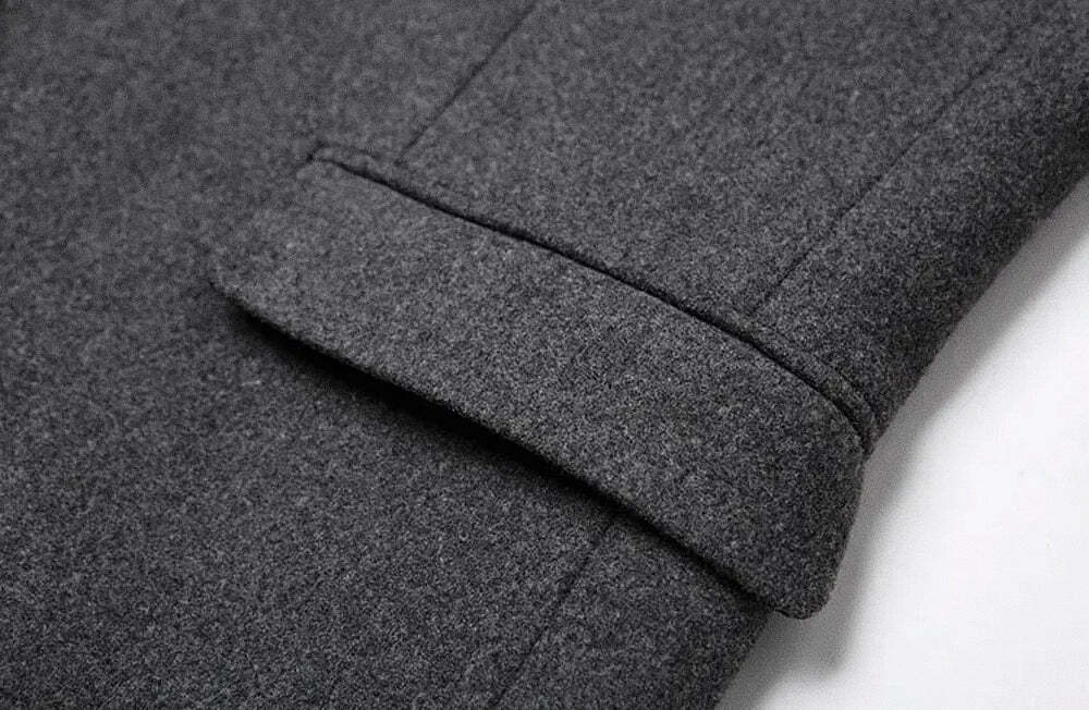 Blazer Masculino Slim Herrera Romenzi RZ061, com design slim fit, moderno e confortável. Disponível em materiais de alta qualidade.