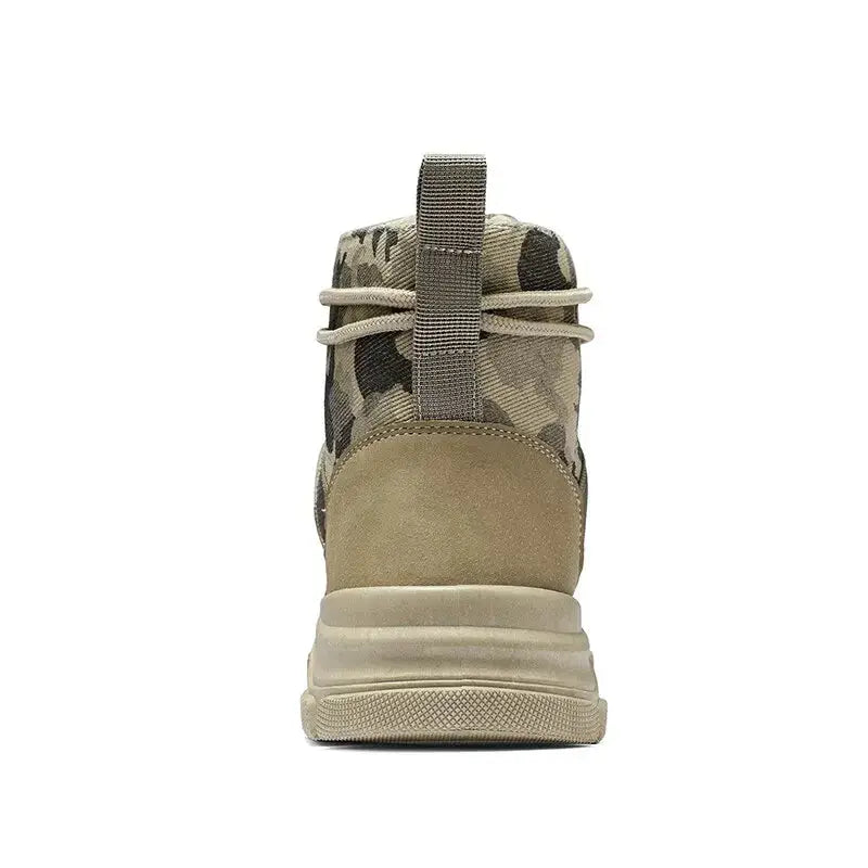 Bota Masculina Camuflada Speed Romenzi RZ286 feita em couro legítimo com solado antiderrapante e visual camuflado. Ideal para uso casual e formal.