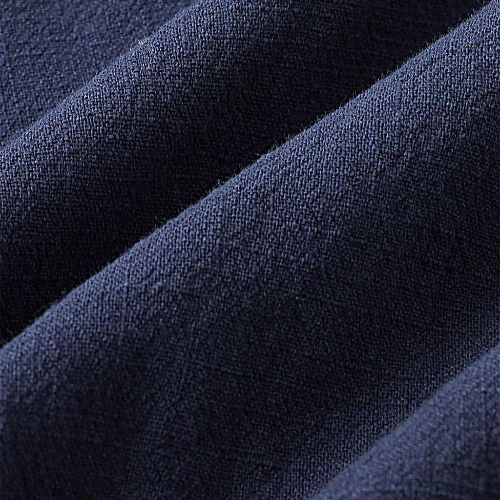 Camisa de Linho Romenzi Portofino RZ569 feita em linho premium, com caimento impecável e design elegante que combina frescor, conforto e estilo casual.