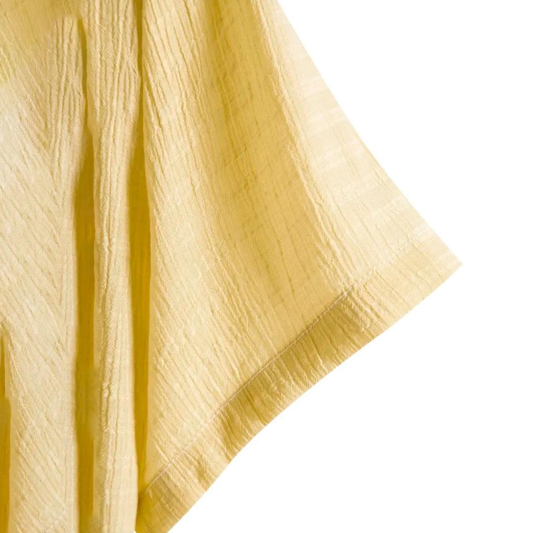 Camisa Manga Curta Básica Romenzi Modern RZ571 feita em tecido de alta qualidade, com design clean e caimento impecável que une conforto e sofisticação.