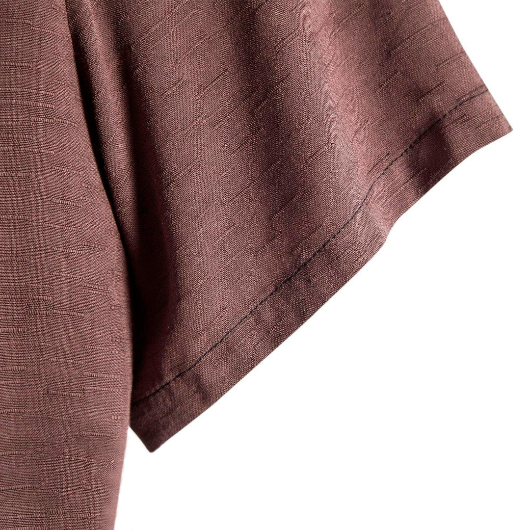 Camisa Manga Curta Lisa Romenzi Everyday RZ599 feita em tecido leve e de alta qualidade, com design clean que une conforto, estilo e versatilidade.