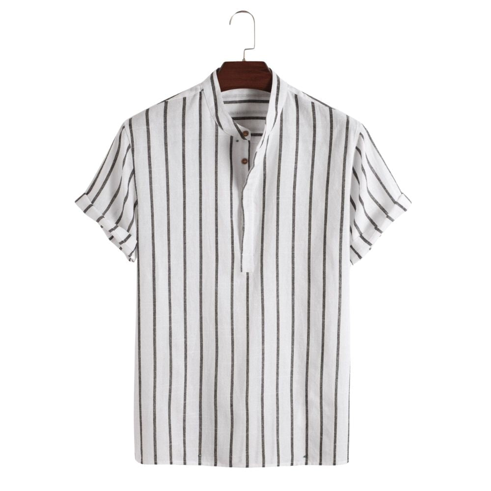 Camisa Manga Curta Romenzi Sierra RZ594 feita em tecido leve, com estampas abstratas modernas e caimento impecável que une frescor, estilo e elegância.