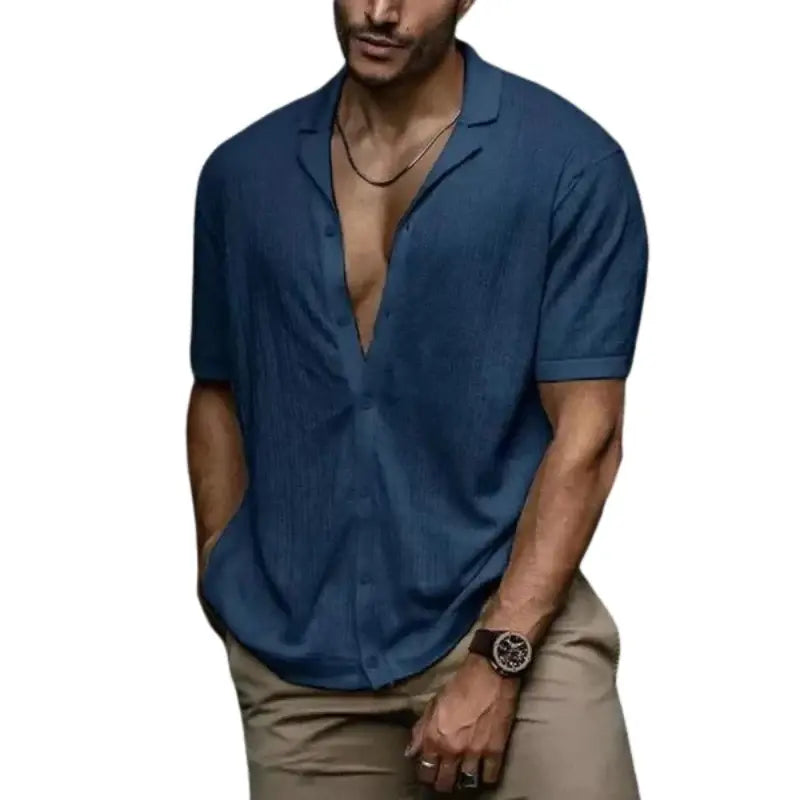 Camisa Masculina Romenzi RZ020 com design moderno, gola polo, modelagem ajustada e tecido respirável para conforto e elegância.