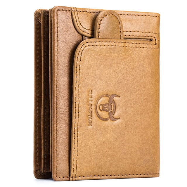 Carteira Masculina Kalel Romenzi RZ477 em couro PU, design compacto, organização inteligente e toque sofisticado para uso diário com elegância.