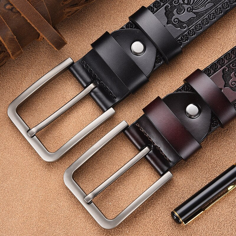 Cinto Masculino Couro Romenzi Orion RZ465 com visual elegante, couro legítimo e toque clássico para compor produções sociais e casuais com sofisticação.