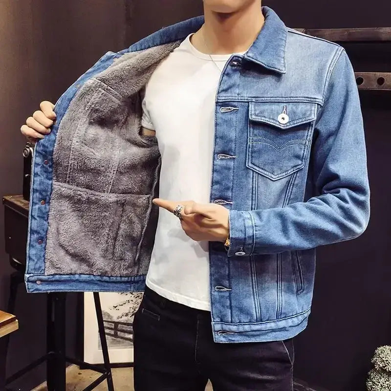 Jaqueta Jeans Masculina Romenzi Casual RZ232, design moderno, elegância e conforto com excelente isolamento térmico.