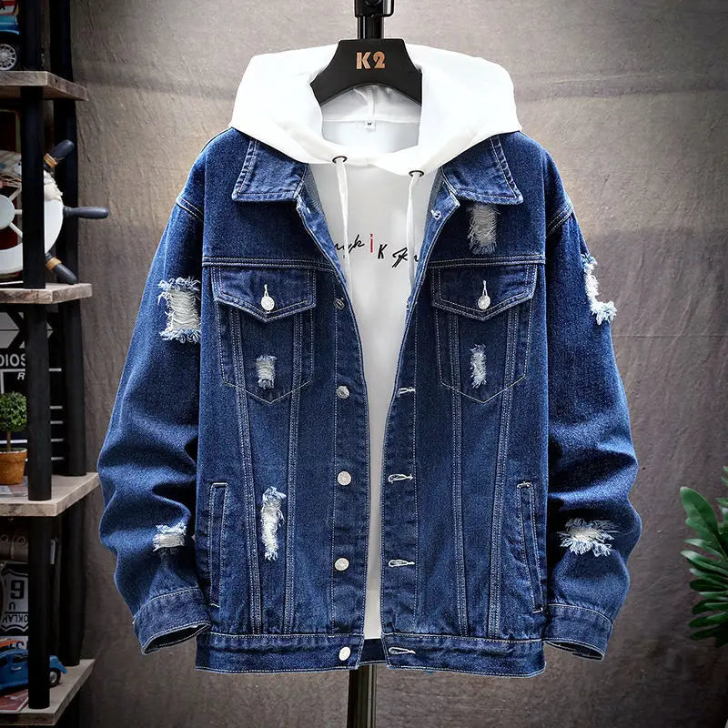 Jaqueta Jeans Masculina Romenzi StreetWear RZ235, design urbano moderno, confortável e com acabamentos de alta qualidade.