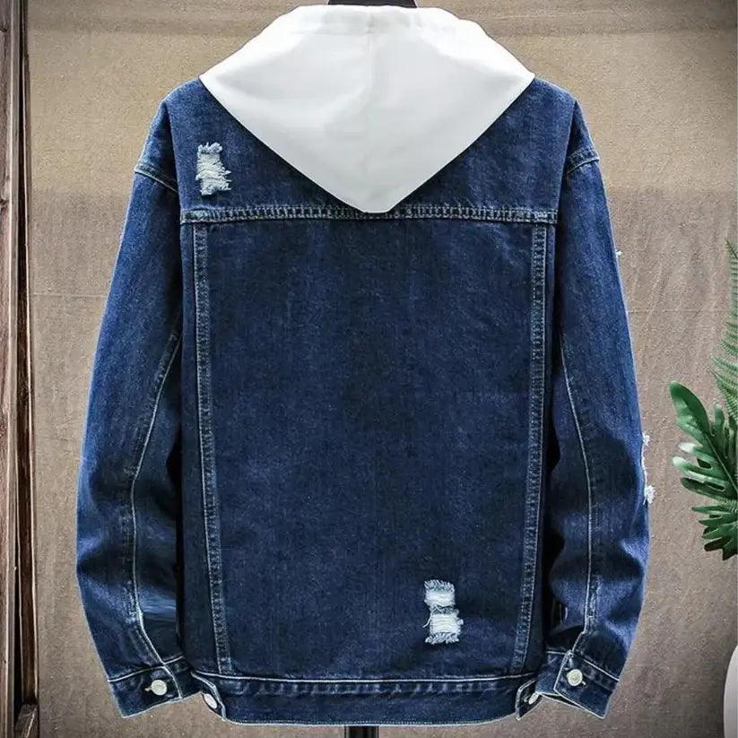 Jaqueta Jeans Masculina Romenzi StreetWear RZ235, design urbano moderno, confortável e com acabamentos de alta qualidade.