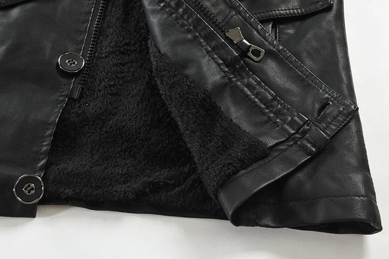 Jaqueta Longa de Couro Masculina Romenzi RZ118 - conforto, couro de alta qualidade, design exclusivo e resistência para dias frios.