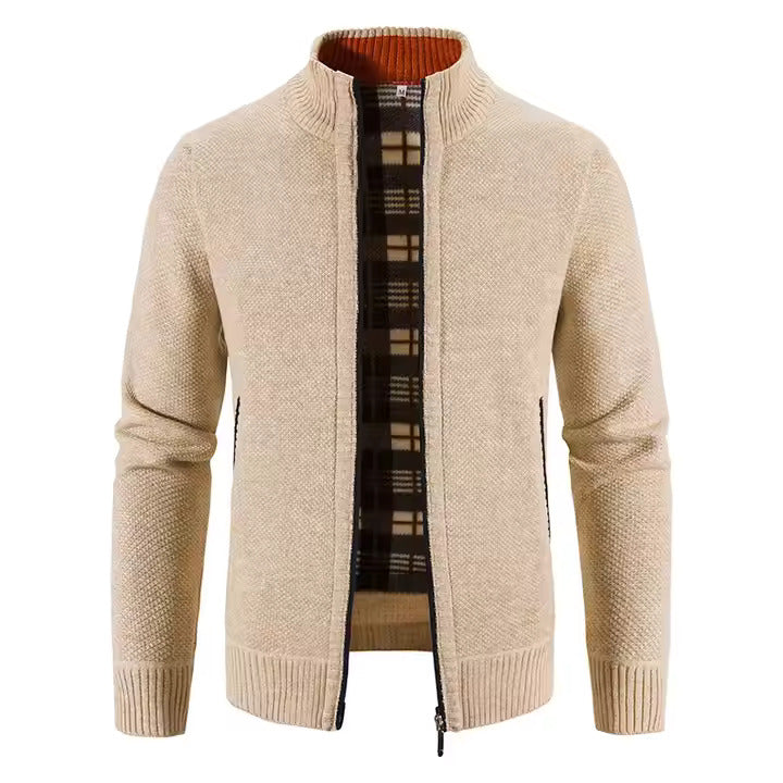 Jaqueta Masculina Casual Crochet Romenzi RZ219 com forro acolchoado, zíper durável e ajuste confortável, ideal para aquecimento e estilo em dias frios.
