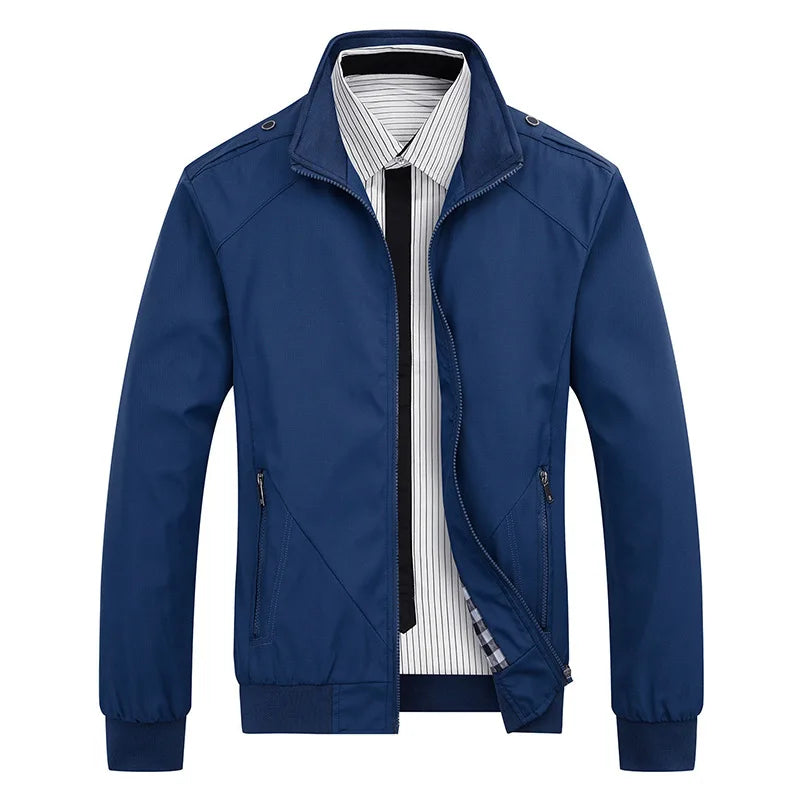 Jaqueta Masculina Casual Outwear Romenzi RZ184 em tecido resistente, com forro acolchoado e estilo sofisticado.