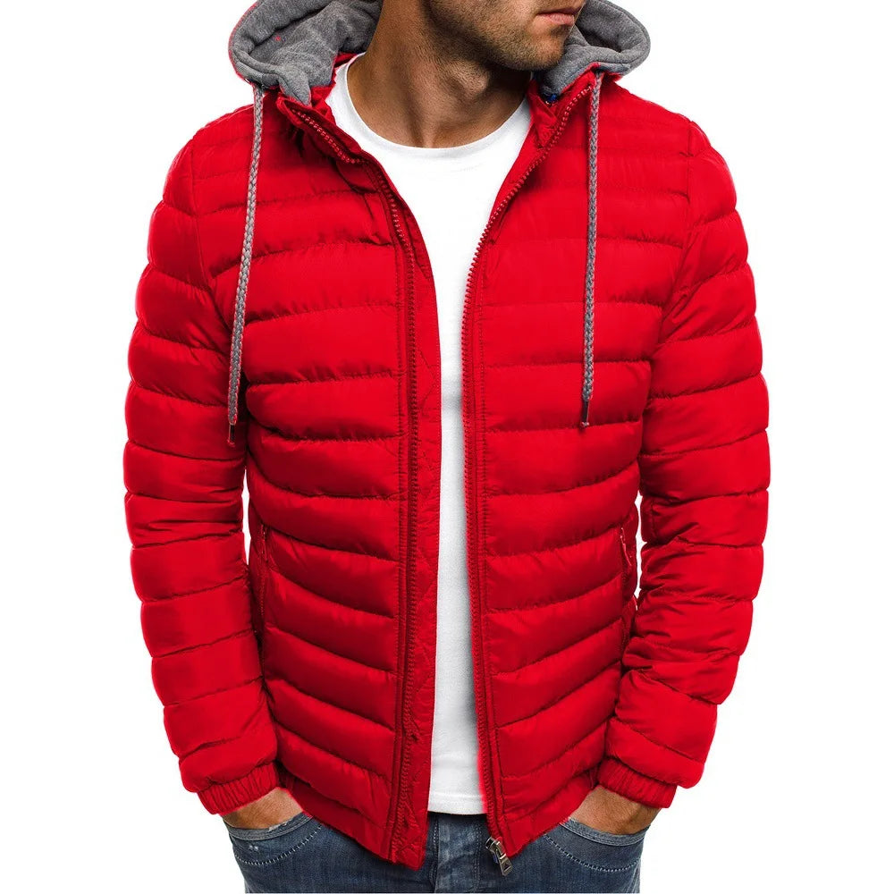 Jaqueta Masculina com Capuz Romenzi RZ137 com design minimalista, fecho de zíper reforçado e isolamento térmico, perfeita para elegância e conforto.