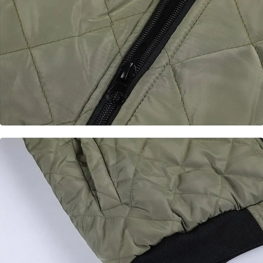 Jaqueta Masculina Elegance Zev Romenzi RZ143 com design ousado, material robusto e interior aquecido, perfeita para conforto e estilo nos dias frios.