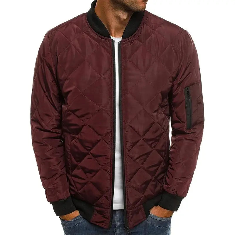 Jaqueta Masculina Elegance Zev Romenzi RZ143 com design ousado, material robusto e interior aquecido, perfeita para conforto e estilo nos dias frios.