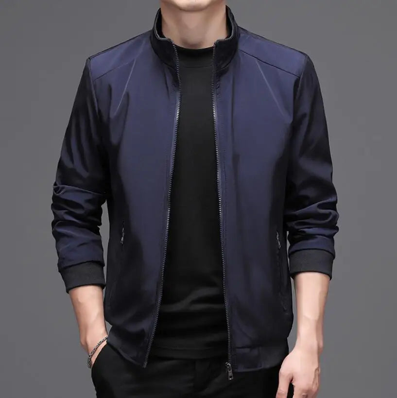 Jaqueta Masculina Germany Romenzi RZ171 com design moderno, proteção térmica e tecido resistente, ideal para o homem elegante e versátil.