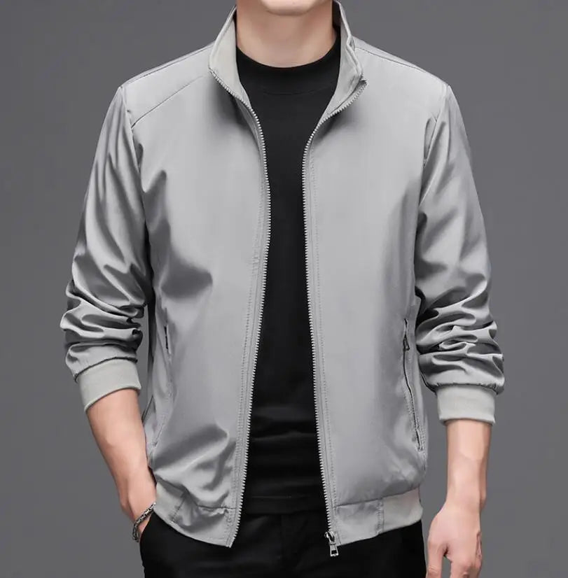 Jaqueta Masculina Germany Romenzi RZ171 com design moderno, proteção térmica e tecido resistente, ideal para o homem elegante e versátil.