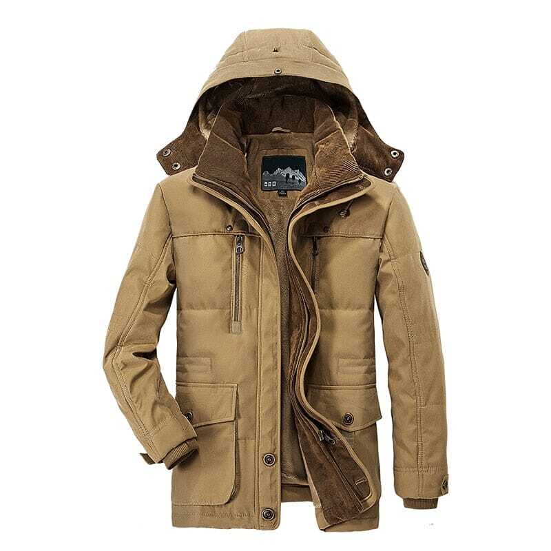 Jaqueta Masculina Spain Coast Romenzi RZ205, possui um design elegante, forro acolchoado para excelente isolamento térmico e máximo conforto.