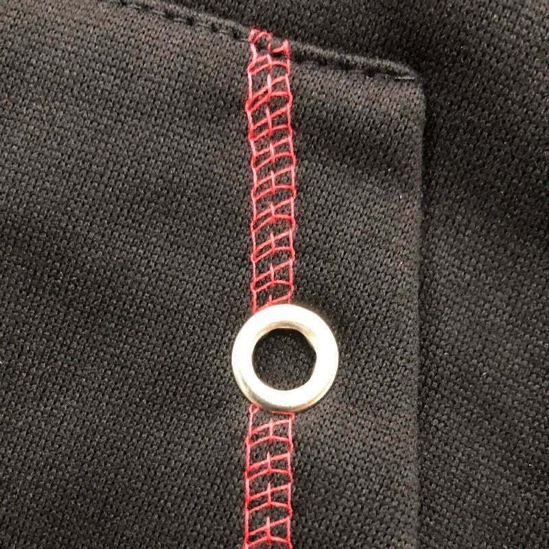 Jaqueta Masculina Sport Romenzi RZ194 em material resistente com forro acolchoado, ideal para aquecer e adicionar estilo em todas as ocasiões.
