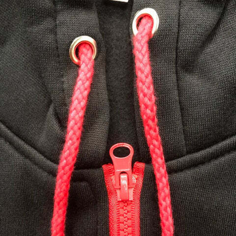 Jaqueta Masculina Sport Romenzi RZ194 em material resistente com forro acolchoado, ideal para aquecer e adicionar estilo em todas as ocasiões.