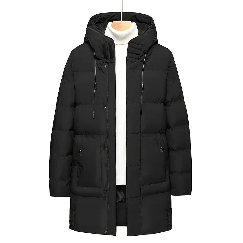 Jaqueta Puffer Longa Masculina Romenzi RZ135 com tecido premium, impermeável e detalhes refinados, perfeita para conforto e proteção contra o frio.