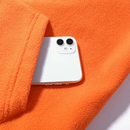 Moletom Masculino Canguru Gola Alta Romenzi RZ105 com capuz bolso canguru e gola alta que oferece estilo conforto e proteção nos dias frios