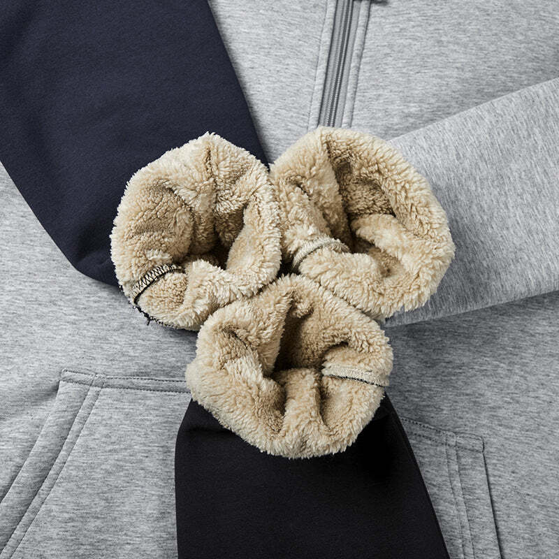 Moletom Masculino de Lã com Capuz Romenzi RZ102 com design clássico material premium e capuz para conforto e proteção nos dias mais frios