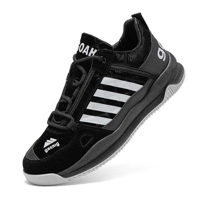 Tênis Casual Masculino Ortopédico Sayd Romenzi RZ335, revestimento premium, costuras reforçadas e suporte ortopédico para máximo conforto.