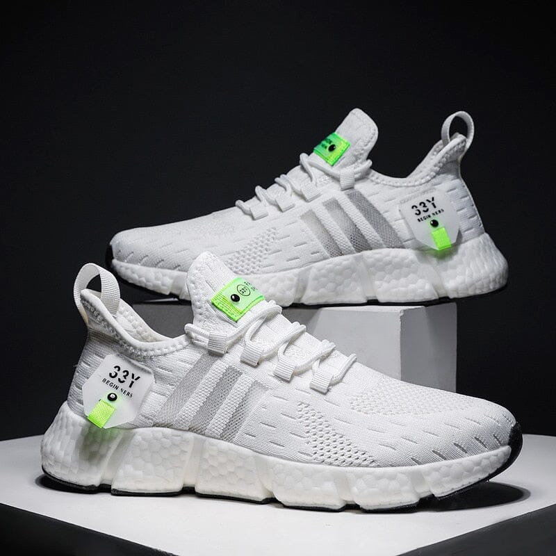 Tênis Esportivo Run Romenzi RZ440 com malha mesh, palmilha anatômica e solado emborrachado para conforto, leveza e segurança em qualquer ocasião.