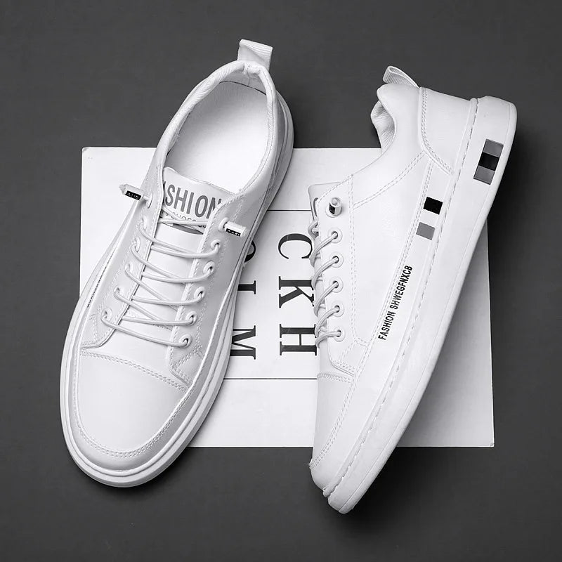 Tênis Masculino de Couro Fashion Romenzi RZ331, couro premium, design exclusivo, costura reforçada e sola antiderrapante para estilo e segurança.