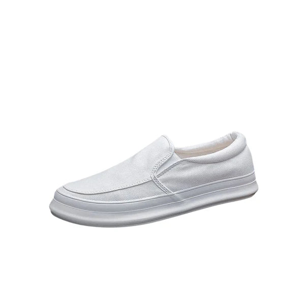 Tênis Masculino Slip On Romenzi RZ408 em tecido leve e palmilha em PU, estilo casual nas cores bege, verde musgo, branco e preto.
