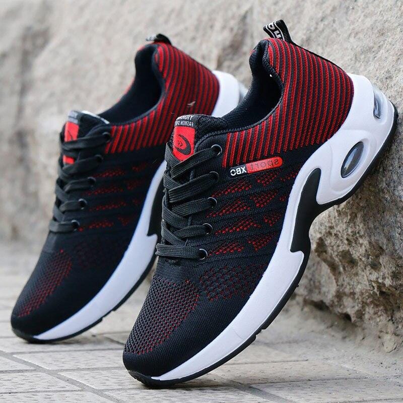 Tênis Masculino Sports Romenzi RZ442 em destaque: design moderno, malha respirável e amortecimento a ar para máximo conforto e desempenho.