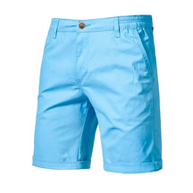Bermuda Masculina Cetino Romenzi RZ521 feita em brim premium, com caimento moderno, ventilação e design sofisticado que combina conforto e estilo.