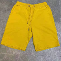 Bermuda Masculina Cotton Romenzi RZ522 feita em algodão premium, leve e ventilada, com caimento moderno que une conforto, praticidade e sofisticação.