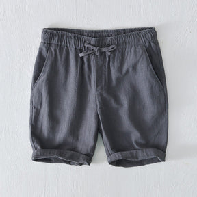 Bermuda Masculina de Linho Romenzi RZ505 feita em linho premium, leve e respirável, com caimento sofisticado e versátil, unindo conforto e elegância.