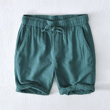 Bermuda Masculina de Linho Romenzi RZ505 feita em linho premium, leve e respirável, com caimento sofisticado e versátil, unindo conforto e elegância.