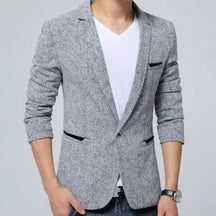Blazer Masculino Madson Romenzi RZ057, design versátil e sofisticado. Ideal para ambientes formais e sociais, garantindo uma apresentação impecável.