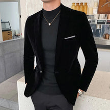 Blazer Masculino Romenzi Elegante RZ055 com tecnologia térmica e design elegante. Ideal para eventos especiais, sociais e casuais.
