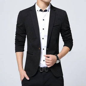 Blazer Masculino Romenzi Scobar RZ053, feito com materiais de excelência, design elegante e acabamento primoroso. Ideal para eventos formais e especiais.