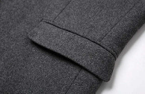 Blazer Masculino Slim Herrera Romenzi RZ061, com design slim fit, moderno e confortável. Disponível em materiais de alta qualidade.