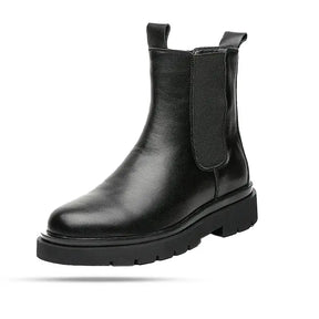 Bota Masculina Cano Alto Chelsea Romenzi RZ278 feita em couro legítimo com design clássico, solado antiderrapante e forro acolchoado.