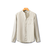 Camisa de Linho Romenzi Provence RZ570: elegância mediterrânea em linho premium, perfeita para dias quentes. Estilo sofisticado e confortável para qualquer ocasião.