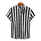 Camisa Manga Curta com Gola Padre Listrada Romenzi RZ572 em tecido leve, com caimento impecável, estilo moderno e elegância para diferentes ocasiões.