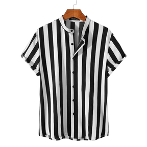 Camisa Manga Curta com Gola Padre Listrada Romenzi RZ572 em tecido leve, com caimento impecável, estilo moderno e elegância para diferentes ocasiões.