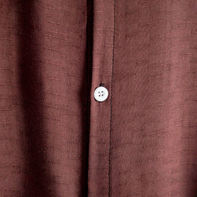Camisa Manga Curta Lisa Romenzi Everyday RZ599 feita em tecido leve e de alta qualidade, com design clean que une conforto, estilo e versatilidade.